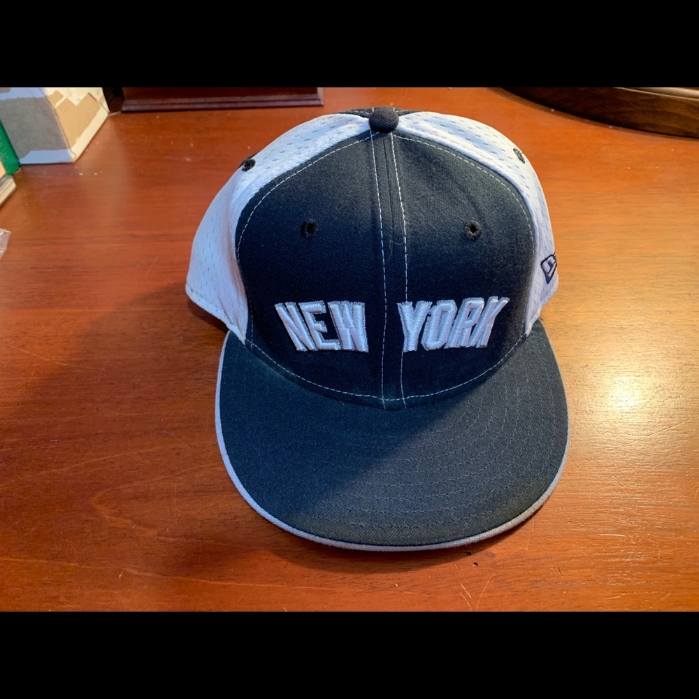 New Era 59 Fifty NY Yankees Fitted Hat size 7 3/8